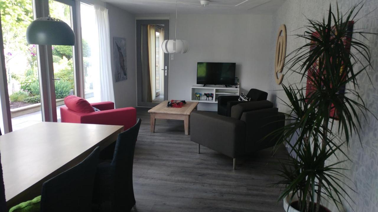 Home For 2 Zuidoostbeemster Екстериор снимка
